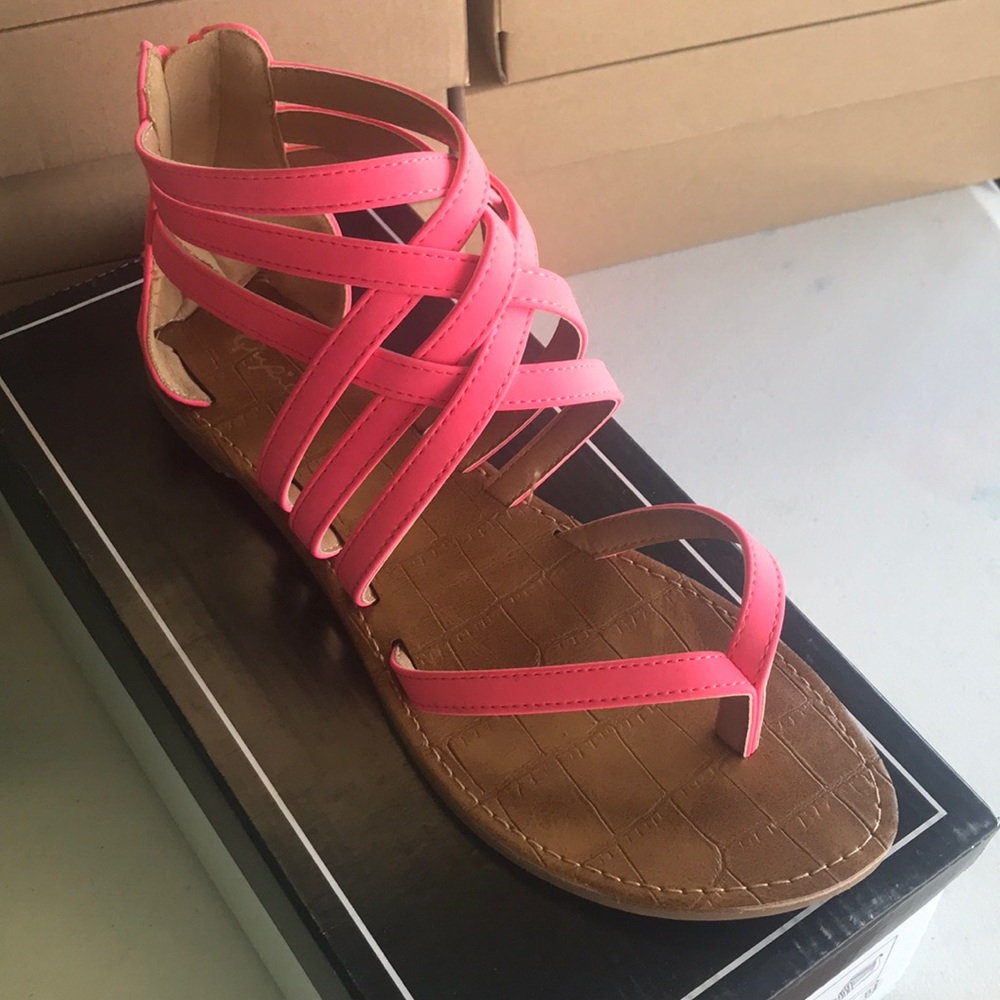 Women’s shoes